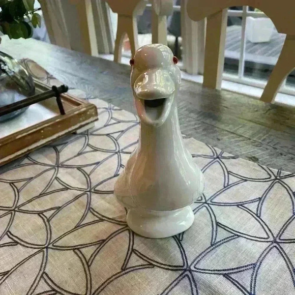 Vintage White Ceramic Duck Pitcher - Picture 13 of 13